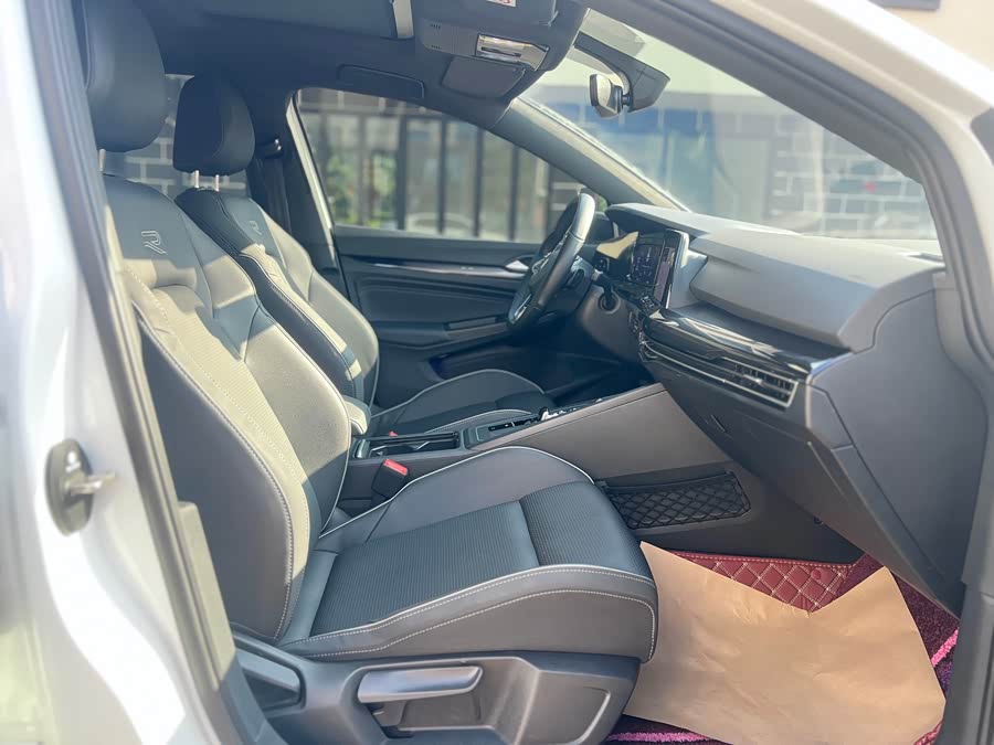 Golf 2023 280TSI DSG R-Line - zdjęcie 8