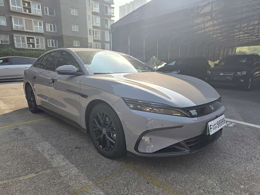 Han 2025 DM-i Smart Driving Edition Elite 125KM - zdjęcie 3