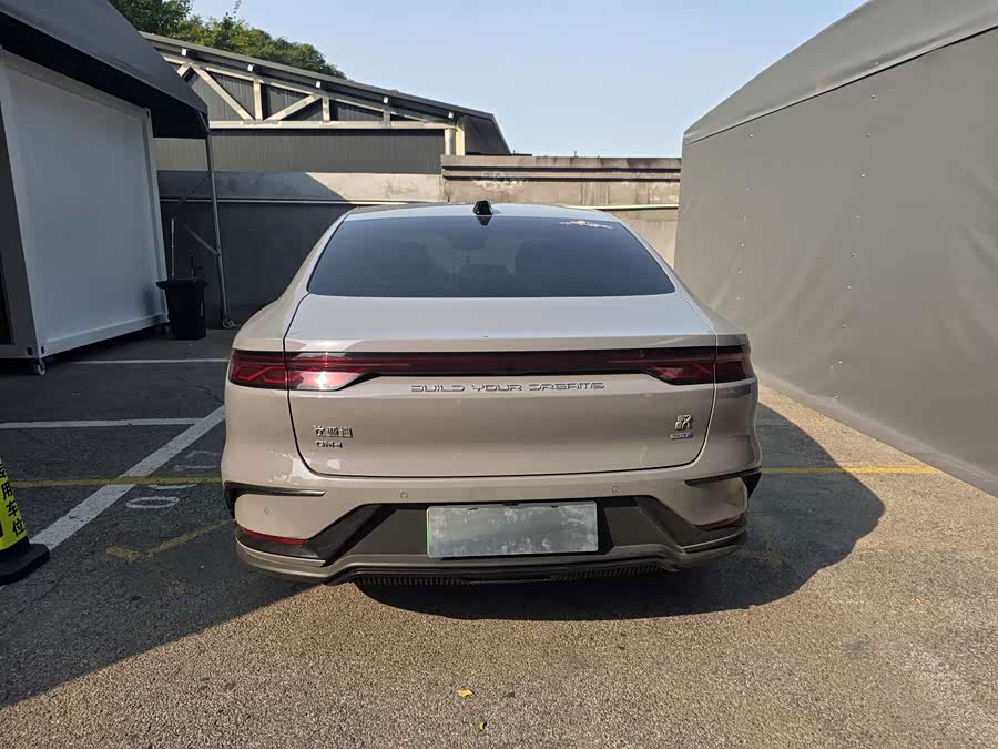 Han 2025 DM-i Smart Driving Edition Elite 125KM - zdjęcie 4