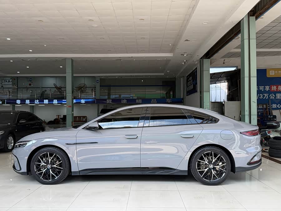 Han 2025 DM-i Smart Driving Version 125KM Honor Type - zdjęcie 12