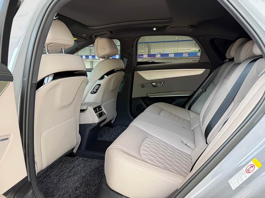 Han 2025 DM-i Smart Driving Version 125KM Honor Type - zdjęcie 7