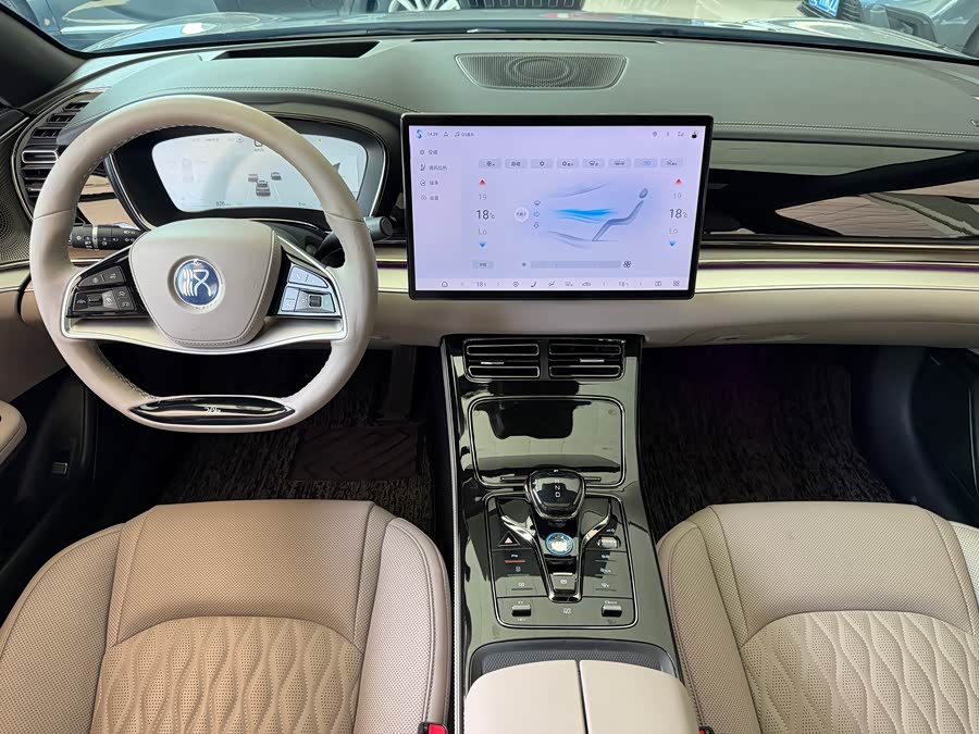 Han 2025 DM-i Smart Driving Version 125KM Honor Type - zdjęcie 10