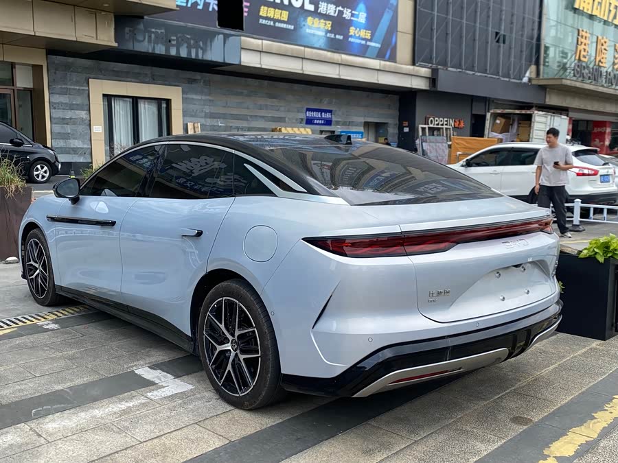 Han L 2025 EV 701KM Laser Radar Flagship - zdjęcie 13