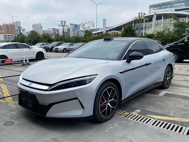 Han L 2025 EV 701KM Laser Radar Flagship - zdjęcie 16