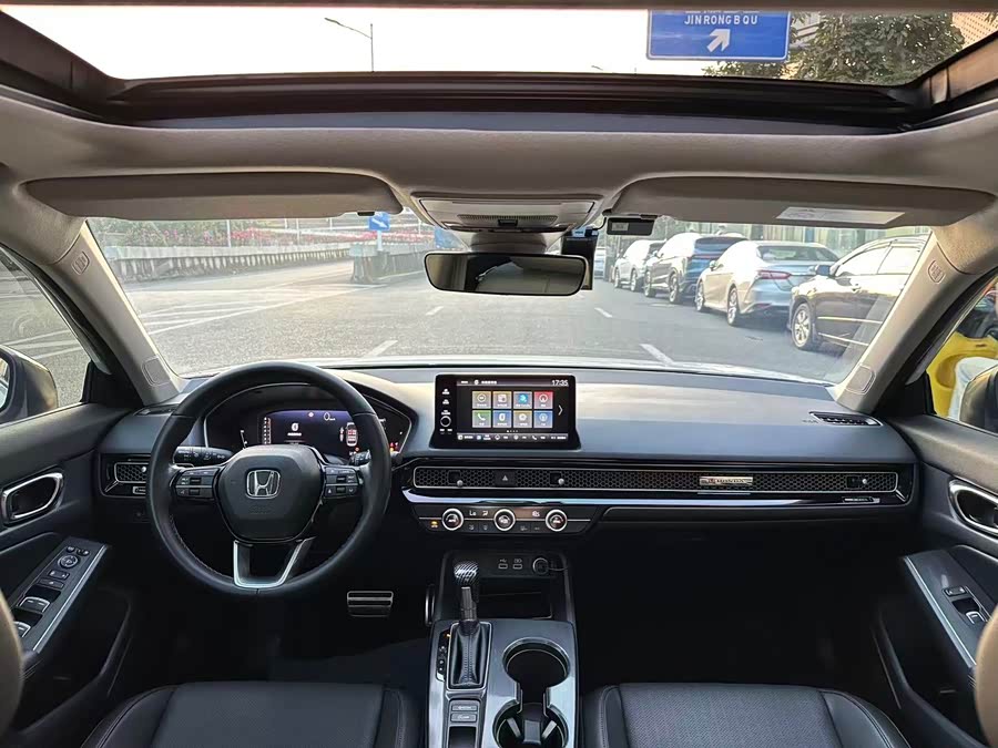 Hatchback 240Turbo CVT Phantom Night Luxury - zdjęcie 17
