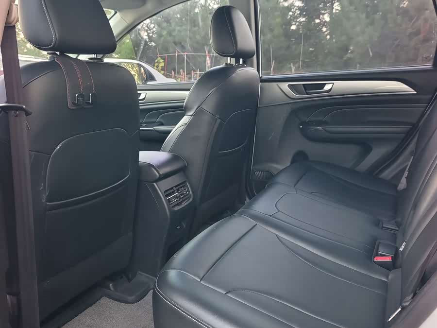 Haval M6 2023 PLUS 1.5T Manual Elite Intelligent - zdjęcie 6