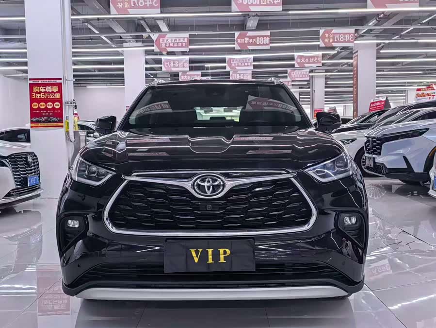 Highlander 2024 2.5L Intelligent Electric Hybrid 4WD Ultimate 7-Seater - zdjęcie 1