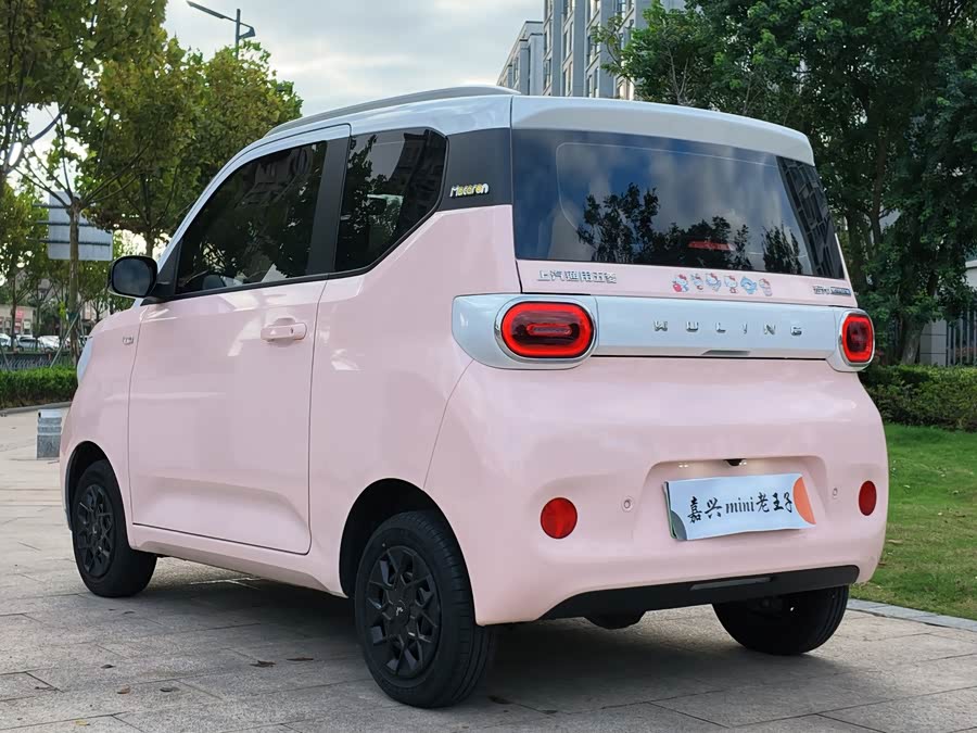 Hongguang MINIEV 2024 Third Generation 215km Advanced Version - zdjęcie 4