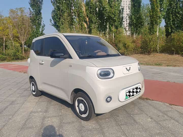 Hongguang MINIEV 2024 Third Generation 215km Youth Edition - zdjęcie 18