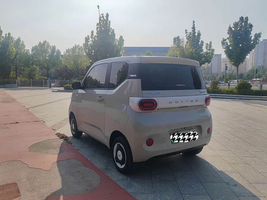 Hongguang MINIEV 2024 Third Generation 215km Youth Edition - zdjęcie 7