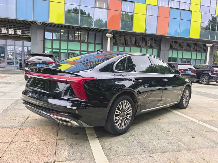 Hongqi H5 2023 1.5T DCT Intelligent Connected Flag Joy Version - zdjęcie 14