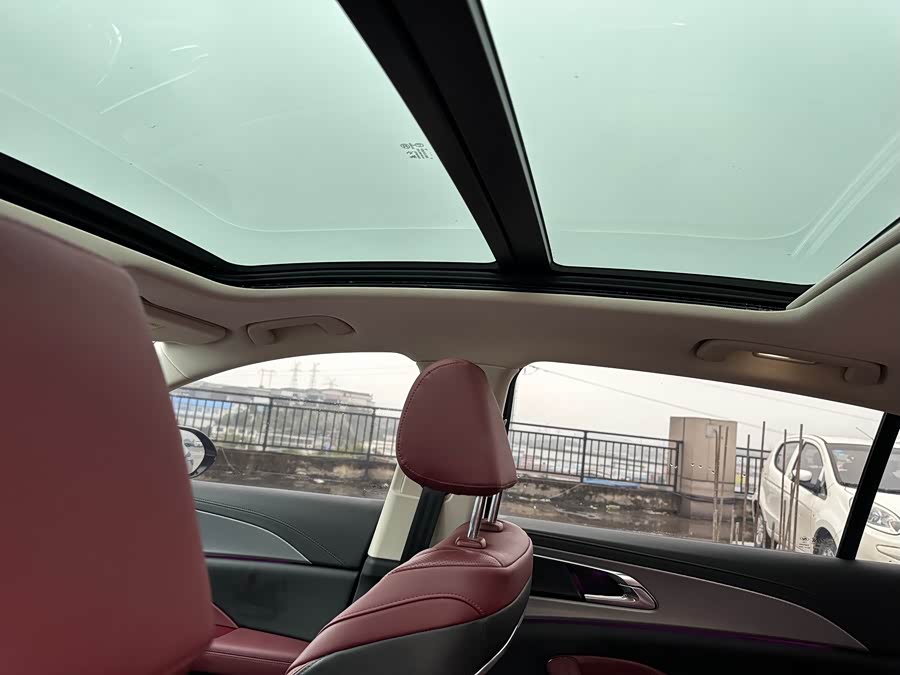 Hongqi H5 2023 2.0T Auto Intelligent Connectivity Flagship - zdjęcie 12