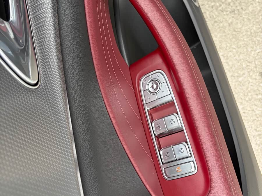 Hongqi H5 2023 2.0T Auto Intelligent Connectivity Flagship - zdjęcie 9