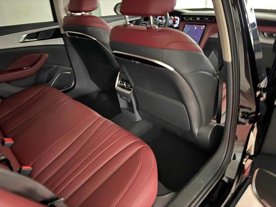 Hongqi H5 2025 1.5T DCT Qiyun Edition - zdjęcie 11