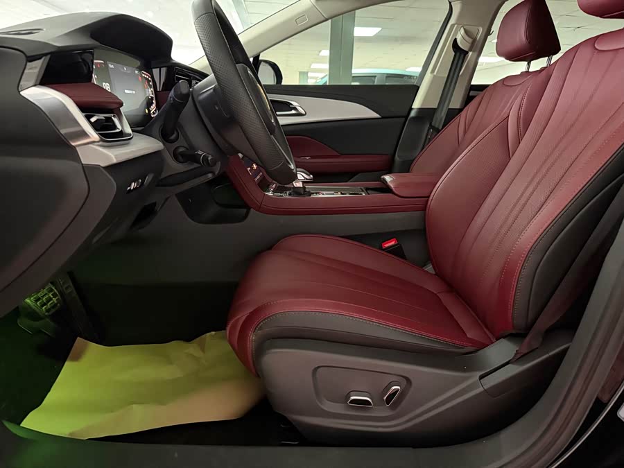 Hongqi H5 2025 1.5T DCT Qiyun Edition - zdjęcie 5