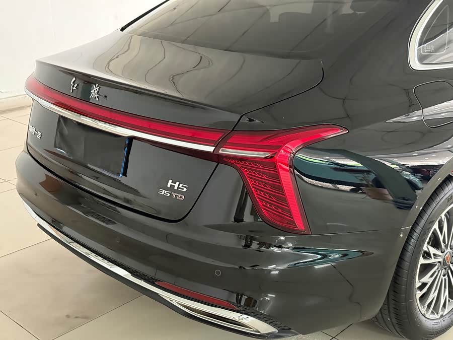 Hongqi H5 2025 1.5T DCT Qiyun Edition - zdjęcie 9