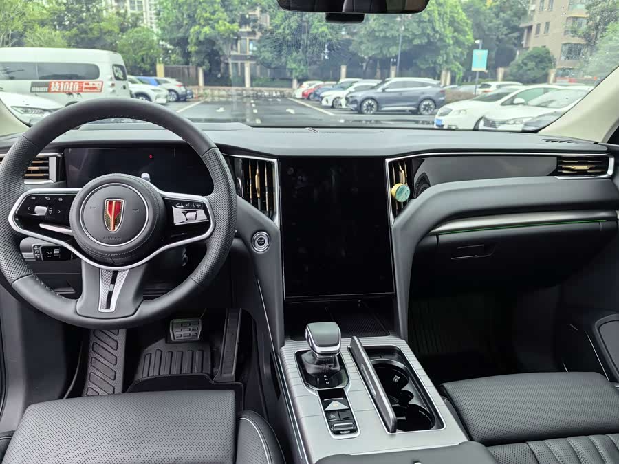 Hongqi HS7 PHEV 2025 Facelift 2.0T PHEV 4WD Flagship 6-seater - zdjęcie 7