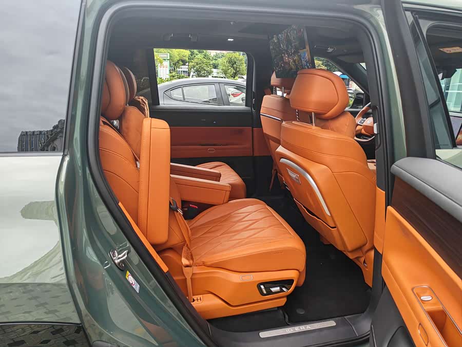 ID. ERA 9X 2026 Max 4WD - zdjęcie 16