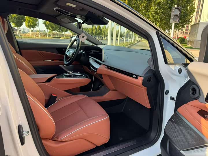IQ AoGe 2024 4WD Long Range - zdjęcie 15