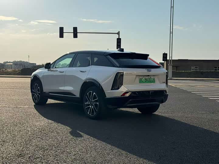 IQ AoGe 2024 4WD Long Range - zdjęcie 18