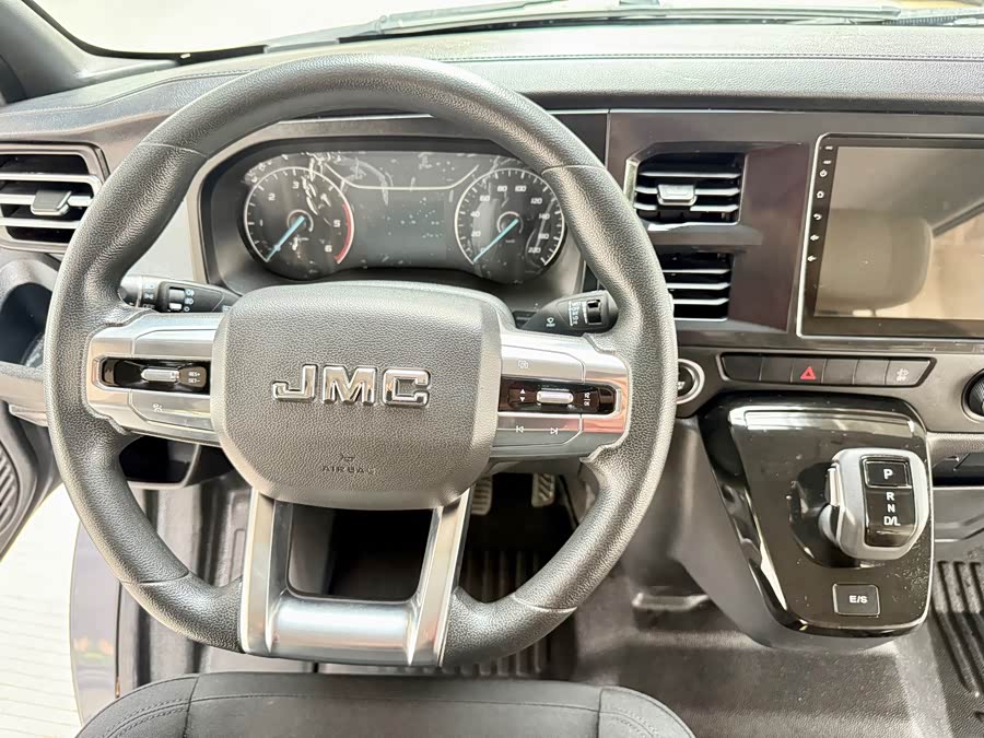 JMC Fushun 2025 2.0T 8AT Diesel Medium Wheelbase Low Roof Commercial Multi-Purpose Passenger Vehicle 5/6 Seats - zdjęcie 15