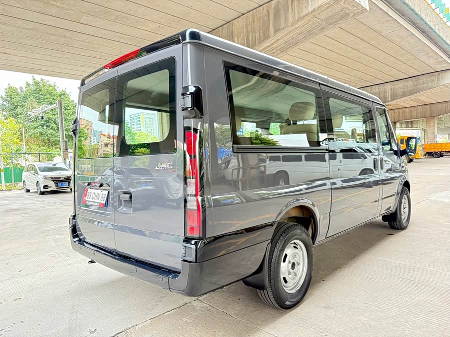JMC Fushun 2025 2.0T 8AT Diesel Medium Wheelbase Low Roof Commercial Multi-Purpose Passenger Vehicle 5/6 Seats - zdjęcie 5
