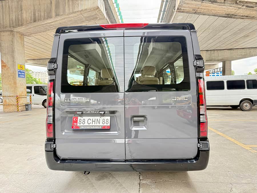 JMC Fushun 2025 2.0T 8AT Diesel Medium Wheelbase Low Roof Commercial Multi-Purpose Passenger Vehicle 5/6 Seats - zdjęcie 6