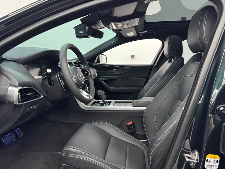 Jaguar XEL 2023 2.0T 200PS R-DYNAMIC Youth Sport - zdjęcie 19