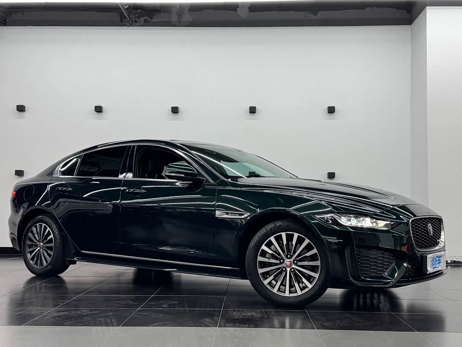 Jaguar XEL 2023 2.0T 200PS R-DYNAMIC Youth Sport - zdjęcie 3