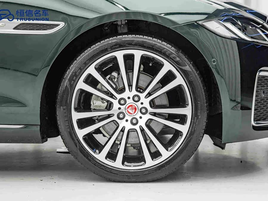 Jaguar XFL 2024 2.0T P250 2WD Luxury - zdjęcie 11