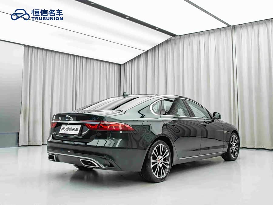 Jaguar XFL 2024 2.0T P250 2WD Luxury - zdjęcie 5