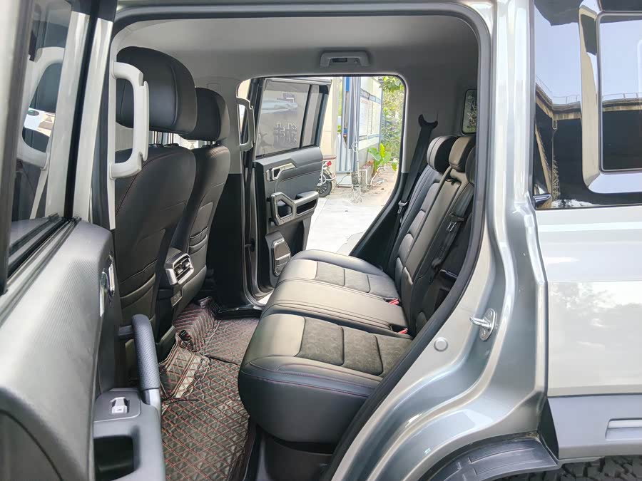 Jietu Traveler 2023 2.0T 4WD Crossing - zdjęcie 13
