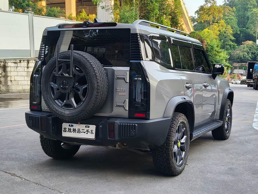Jietu Traveler 2023 2.0T 4WD Crossing - zdjęcie 4