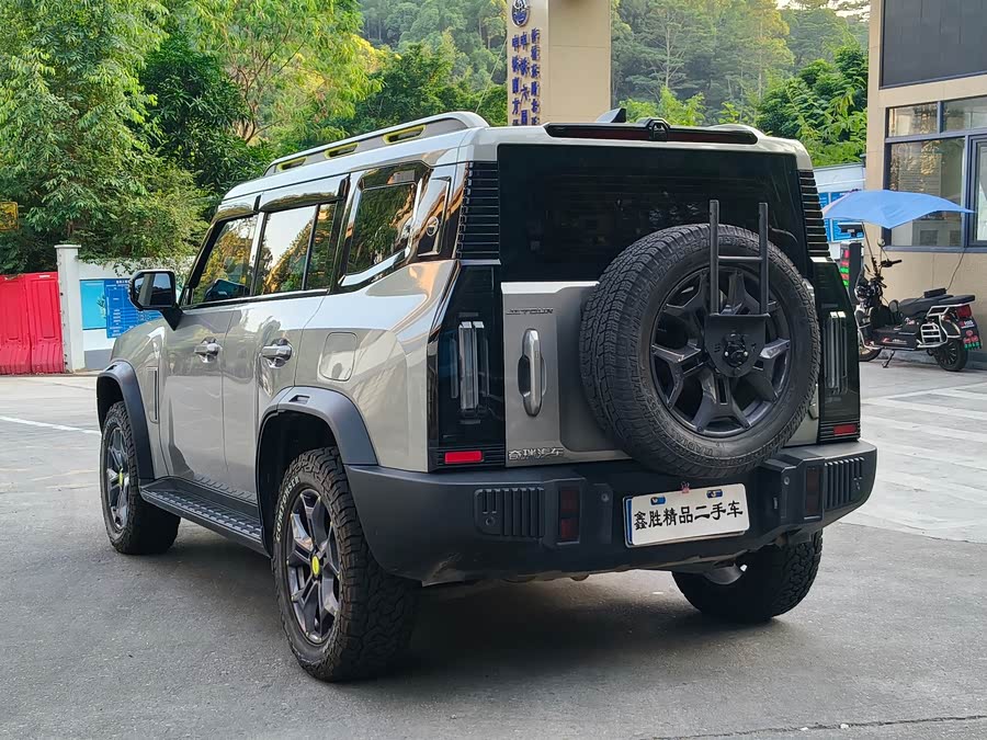 Jietu Traveler 2023 2.0T 4WD Crossing - zdjęcie 6