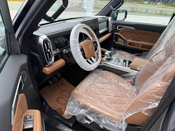 Jietu Traveler 2026 PLUS 2.0TD XWD Conquer+ 7-Seater - zdjęcie 19