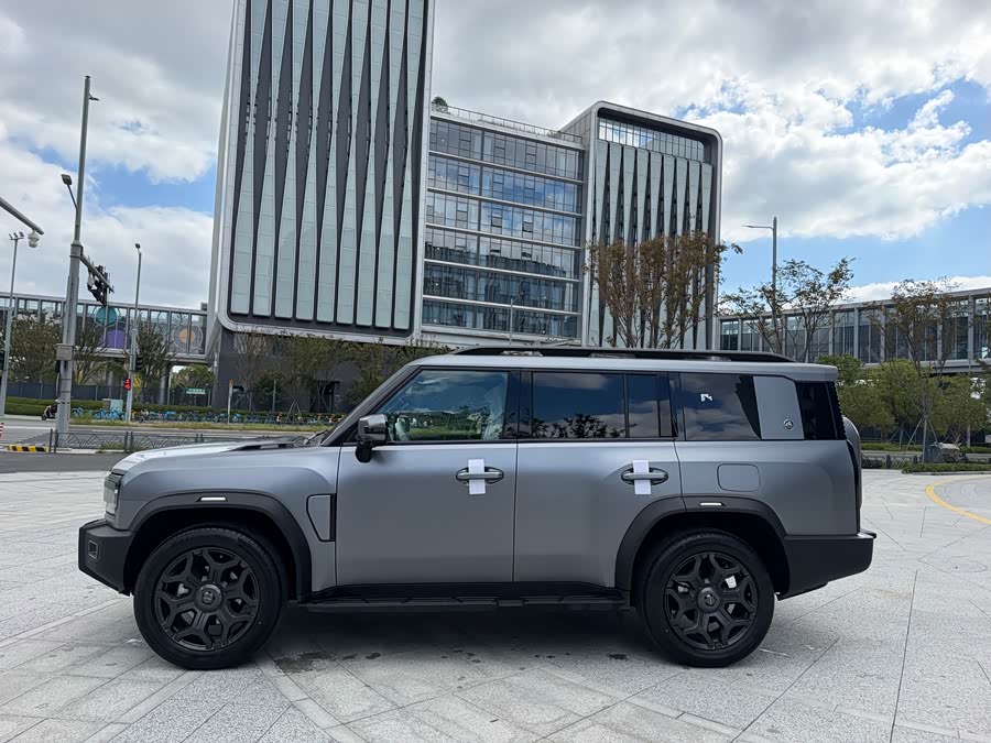 Jietu Traveler 2026 PLUS 2.0TD XWD Conquer+ 7-Seater - zdjęcie 10
