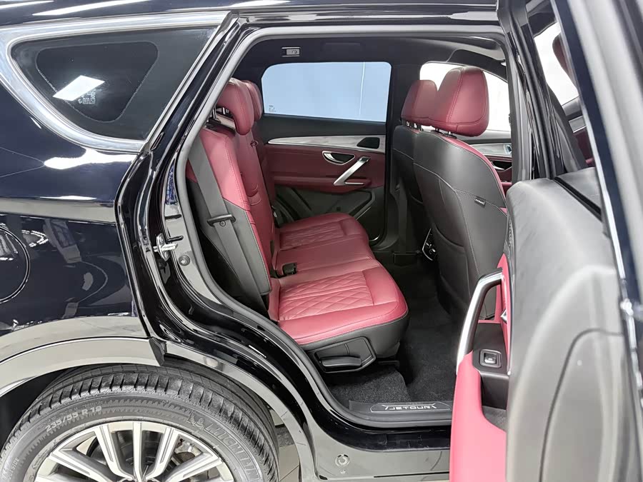 Jietu X70 PLUS 2023 1.5T DCT Brave PLUS 7-seater - zdjęcie 11