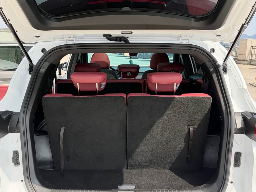 Jietu X70 PLUS 2024 Champion Edition 1.5T DCT Champion PRO 7-seater - zdjęcie 17