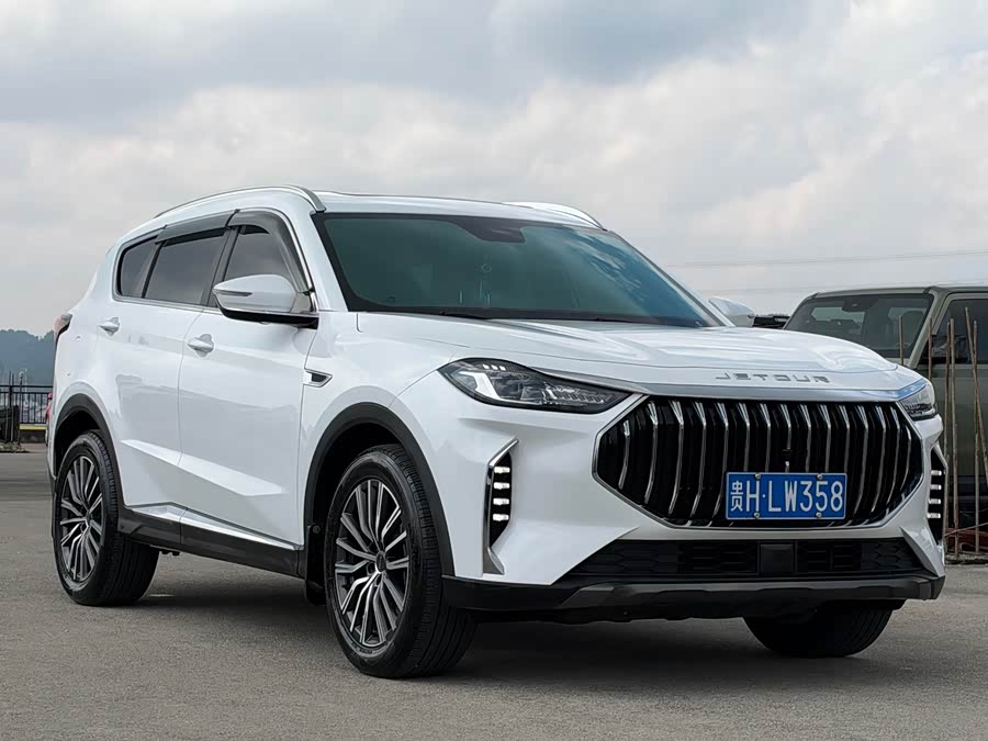 Jietu X70 PLUS 2024 Champion Edition 1.5T DCT Champion PRO 7-seater - zdjęcie 3