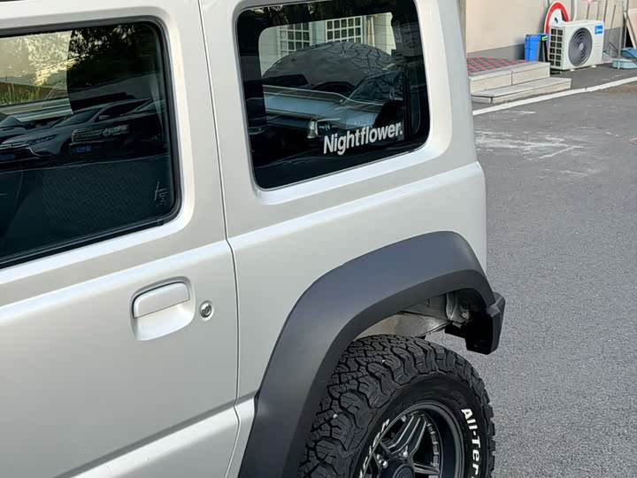 Jimny 2025 5-Door - zdjęcie 14