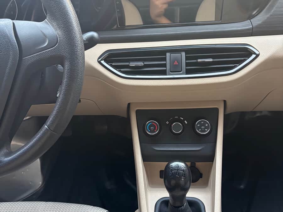 KuaYue Xing V3 2022 1.5L Gas Standard 7-Seater Van JL473QH - zdjęcie 11