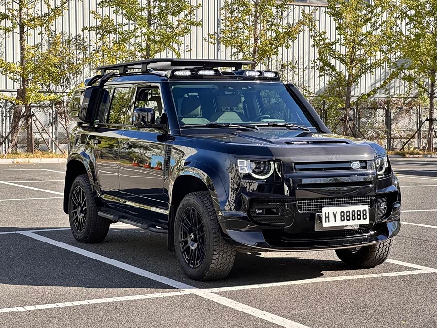Land Rover Defender 2023 250 Diesel - zdjęcie 3
