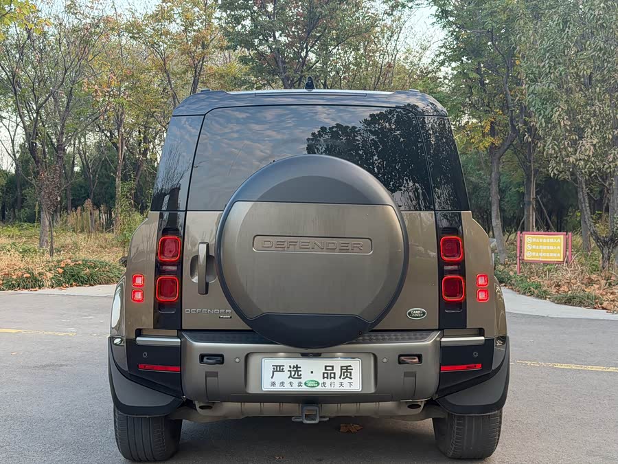 Land Rover Defender 2023 Facelift 110 3.0T P400 X-DYNAMIC HSE - zdjęcie 8