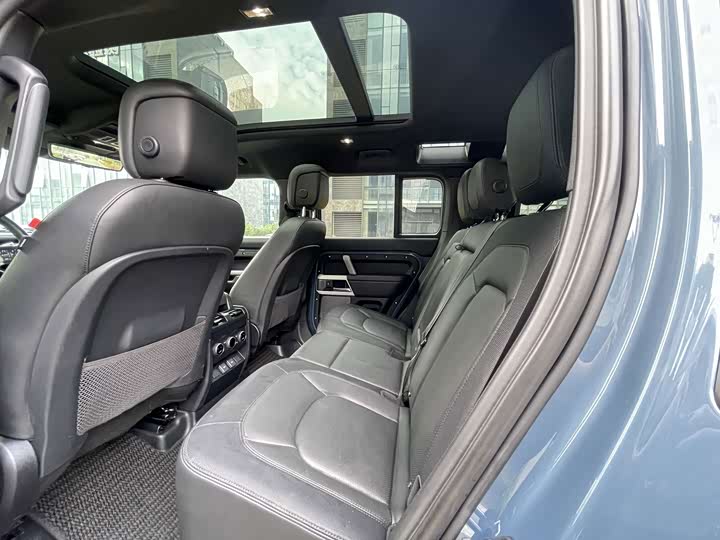 Land Rover Defender 2024 110 3.0T P400 X-DYNAMIC HSE - zdjęcie 18