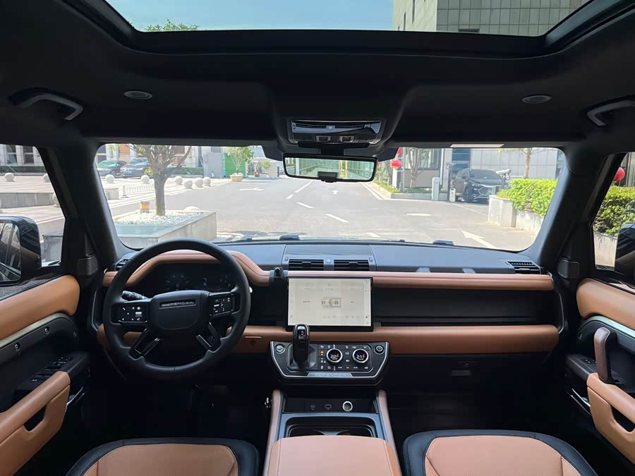 Land Rover Defender 2024 110 3.0T P400 X-DYNAMIC HSE - zdjęcie 4