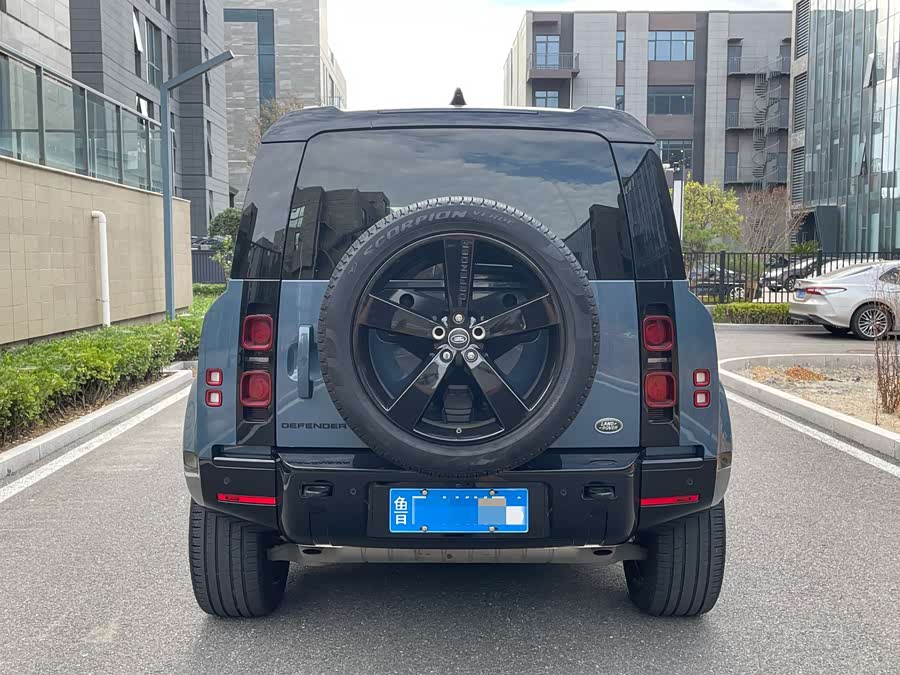Land Rover Defender 2024 110 3.0T P400 X-DYNAMIC HSE - zdjęcie 5