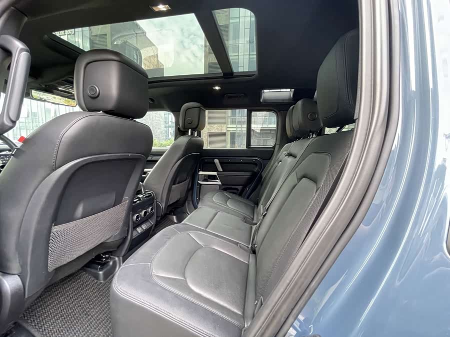 Land Rover Defender 2024 110 3.0T P400 X-DYNAMIC HSE - zdjęcie 9