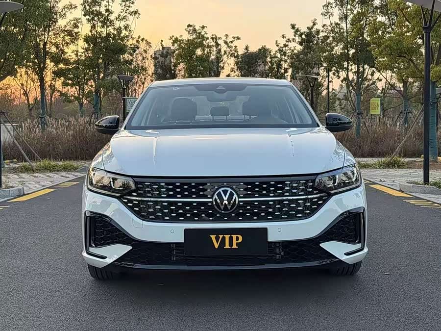 Langyi 2026 300TSI DSG Starry Full Version - zdjęcie 2