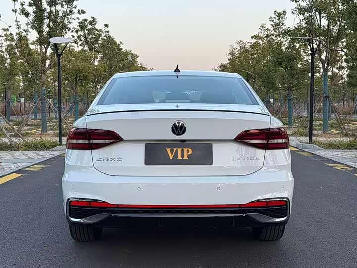 Langyi 2026 300TSI DSG Starry Full Version - zdjęcie 18