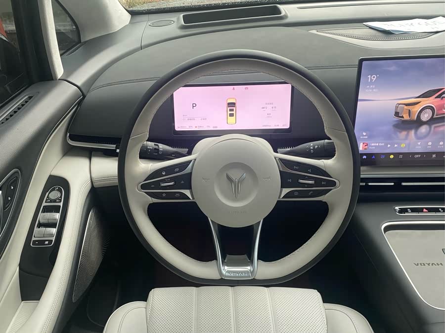 Lantu Dreamer 2025 PHEV 4WD Flagship Kunpeng - zdjęcie 15